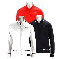 Sudadera Nike Costo $300